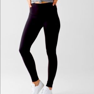 Lululemon Black wunder under leggings